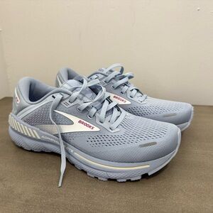 Brooks Adrenaline GTS 22 (Women's)